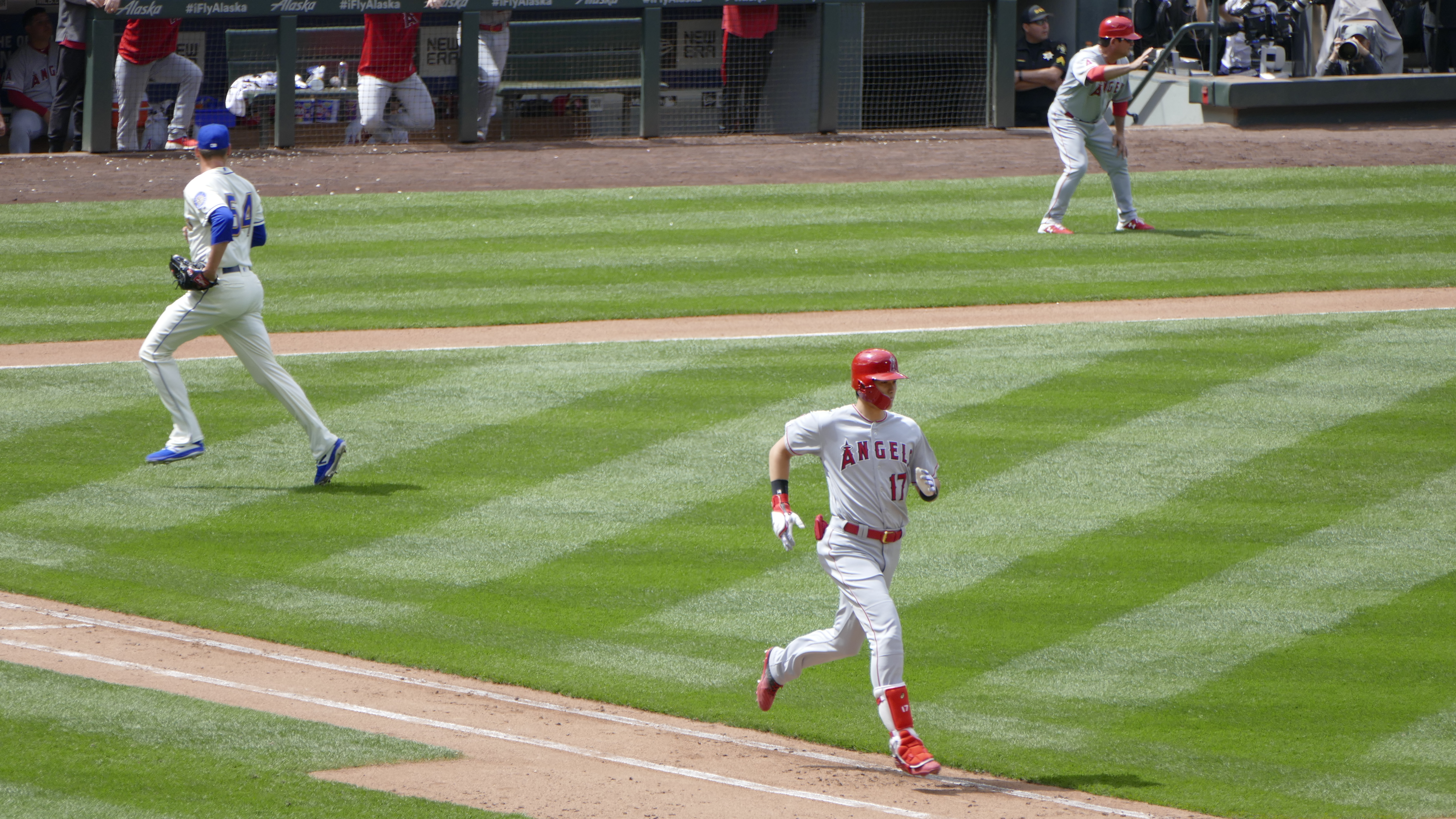 2019年　経済・文化部会　6月報告　マリナーズ観戦（詳細は画像をクリック）